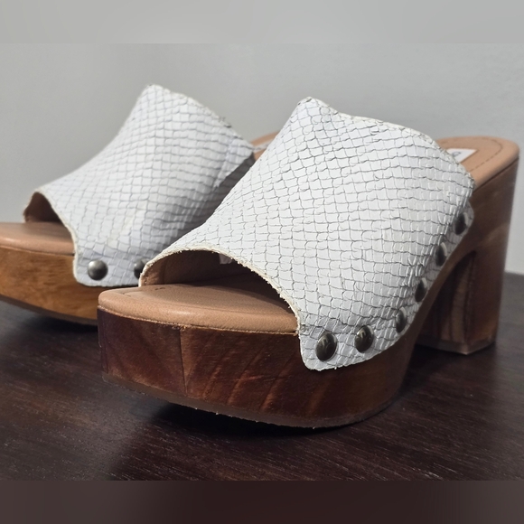 🤩Host Pick❤️NWT Chelsea & Violet Snake Leather 70s Inspired ClogWomen's Sz 6 - Picture 5 of 14